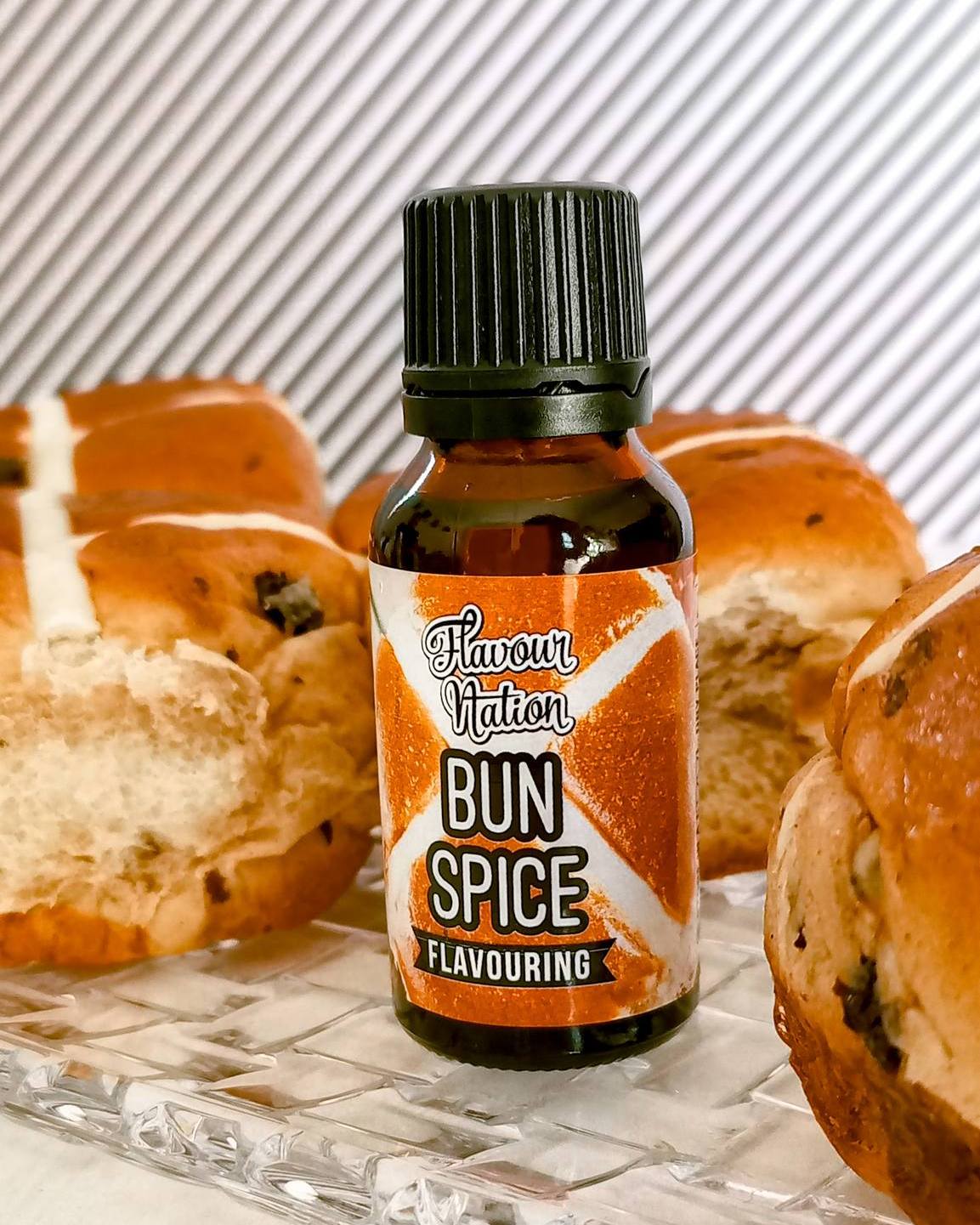 Bun spice flavouring for use in baked goodies.