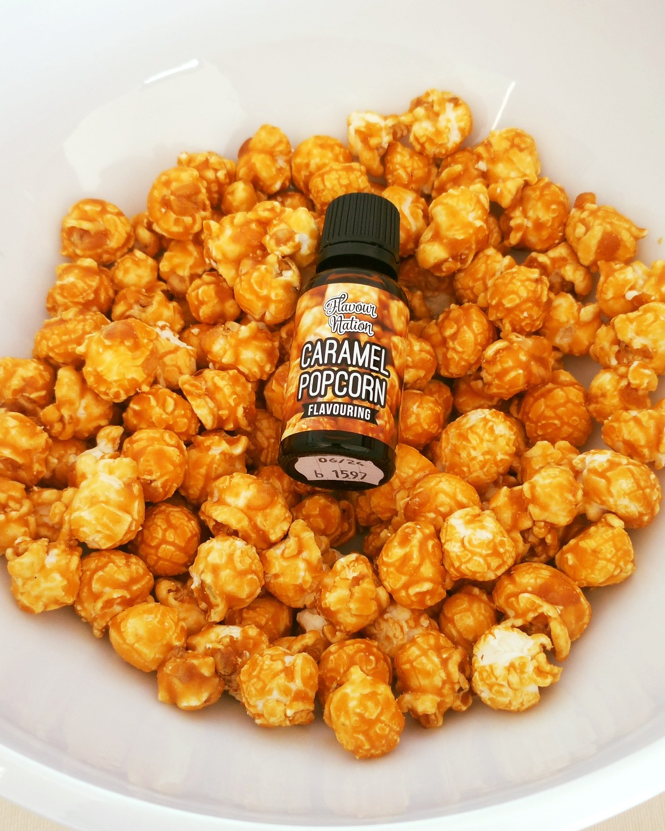 Caramel popcorn flavouring essence for baking.